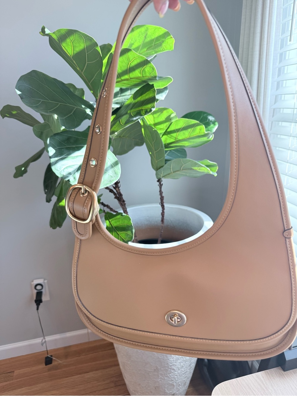 Coach Honey Leather Shoulder Bag with Turn-Lock